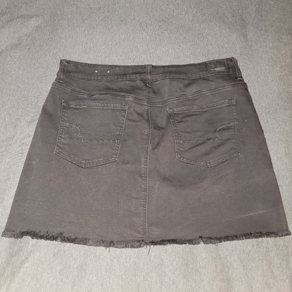American Eagle Hi-Rise Mini Jean Skirt - Size 16 - Black - Picture 7 of 7